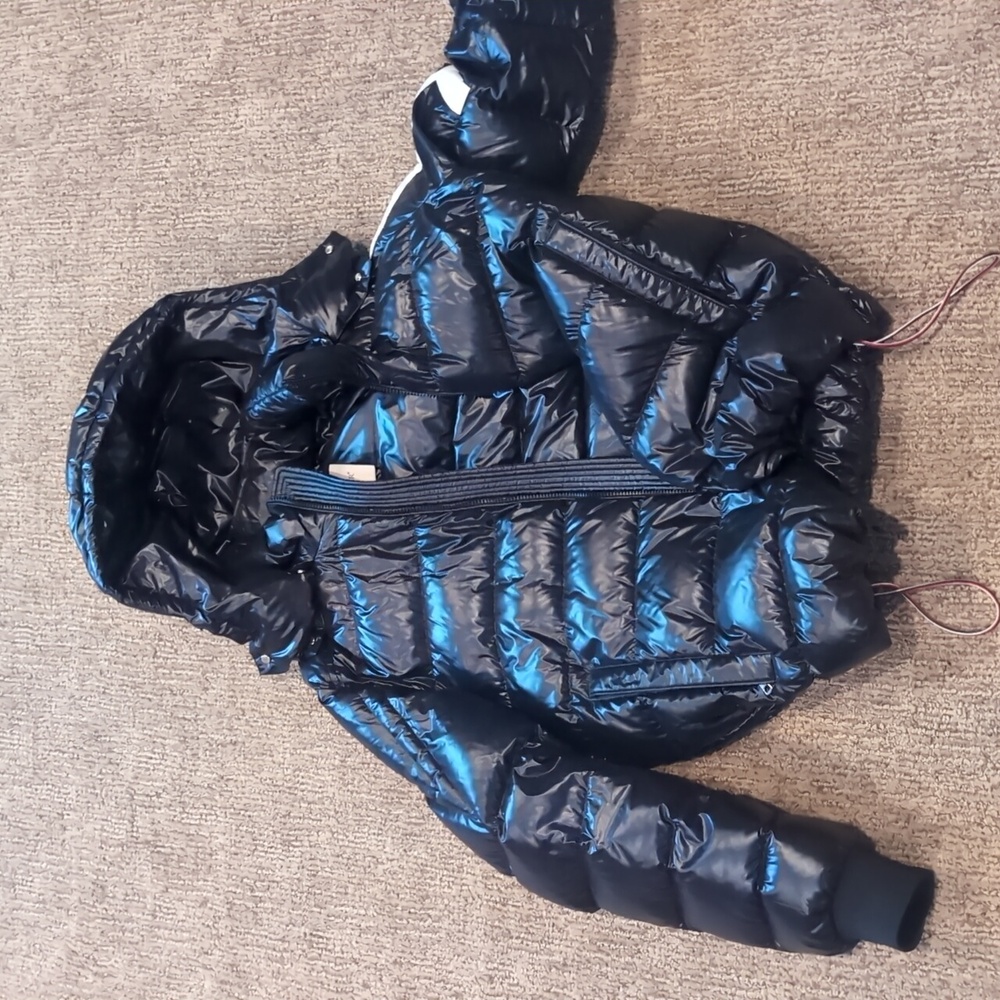 Moncler Shiny Black Puffer with White Emblem, size 4 XL - Picture 7 of 10